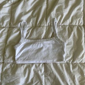 NWOT Aritzia Sunday Best Bra Top